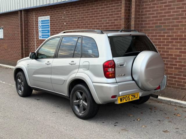 2005 Toyota Rav4 2.0 XT-R 5dr