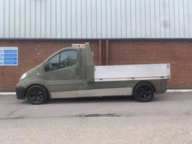 2009 Renault Trafic 2.0 PCLL29dCi 115 Platform Cab