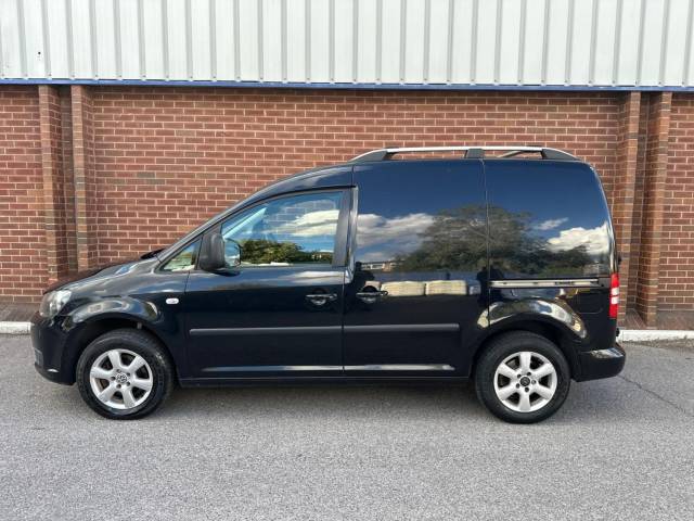 2012 Volkswagen Caddy 1.6 TDI 102PS Van DSG ** NO VAT **