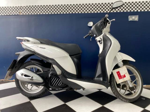 2015 Honda SH ANC125FE (15MY)