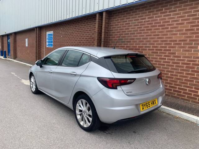 2016 Vauxhall Astra 1.4T 16V 125 Design 5dr