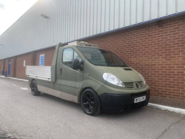 2009 Renault Trafic 2.0 PCLL29dCi 115 Platform Cab