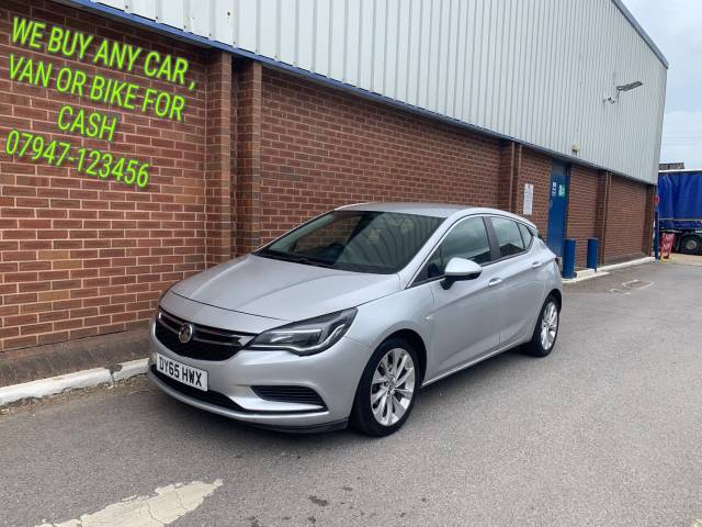 Vauxhall Astra 1.4T 16V 125 Design 5dr HATCHBACK Petrol Silver
