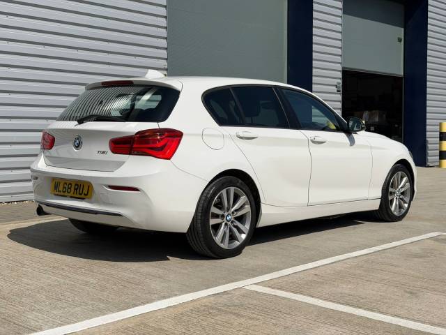 2018 BMW 1 Series 118i [1.5] Sport 5dr [Nav/Servotronic]