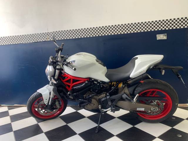 2014 Ducati Monster Monster 821 (15MY)