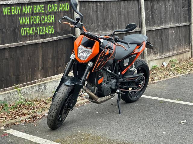 KTM Duke 690 Duke (17MY) Petrol Orange