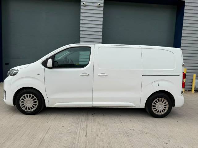 2016 Toyota Proace 1.6D 115 Comfort Van