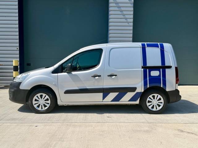 2018 Peugeot Partner 625 SE 1.6 BlueHDi 75 Van **55000** MILES ONLY
