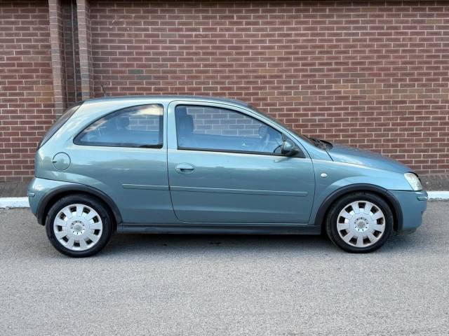 2006 Vauxhall Corsa 1.4i 16V Design 3dr Auto