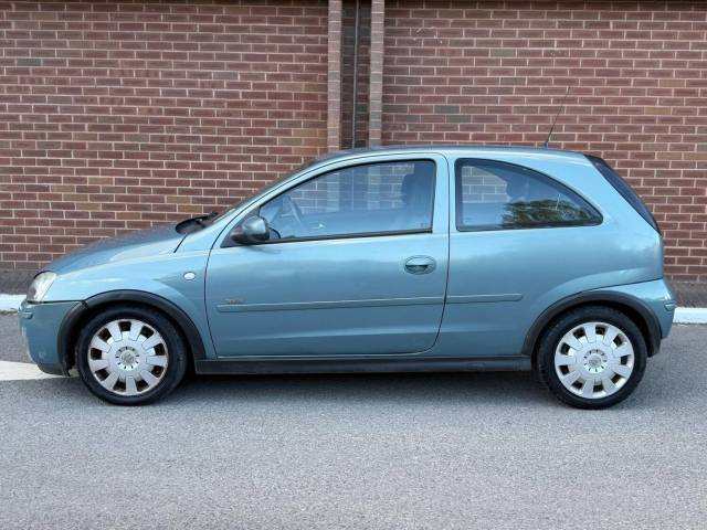 2006 Vauxhall Corsa 1.4i 16V Design 3dr Auto