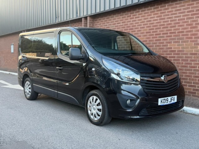Vauxhall Vivaro 2700 1.6CDTI 120PS Sportive H1 Van PANEL VAN Diesel Black